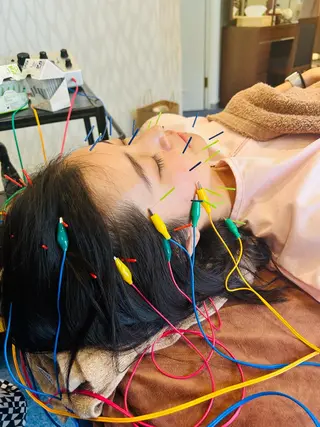 美容鍼灸サロン mahoroba院長のエステ・リラクイメージ