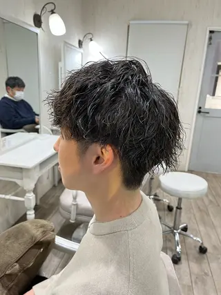 ショート パーマ メンズ イシジマ タカナリのヘアスタイル