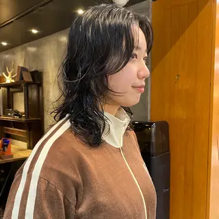 ミディアム パーマ ◽️モードヘア◽️ SHOUTOのヘアスタイル