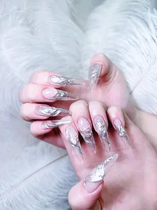 ネイル Ubuntu🎀 ネイルサロン✨のネイルデザイン