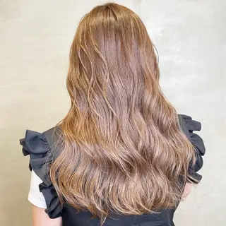 カラー ANGELICA HINAのヘアスタイル
