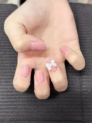 ネイル TRU NAIL & EYE 池袋店所属・本田 麻尋のネイルデザイン