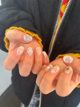 ネイル younail所属・Younail 🍇のネイルデザイン