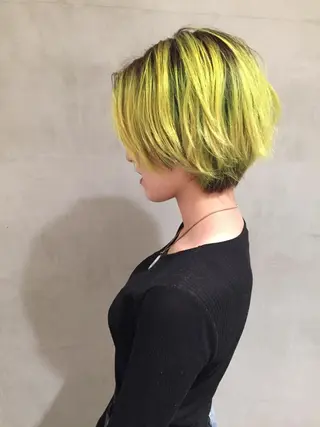 ショート カラー 大西 直人のヘアスタイル