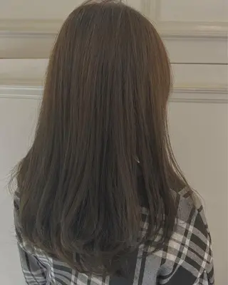 ロング TAKAHASHI REIKAのヘアスタイル