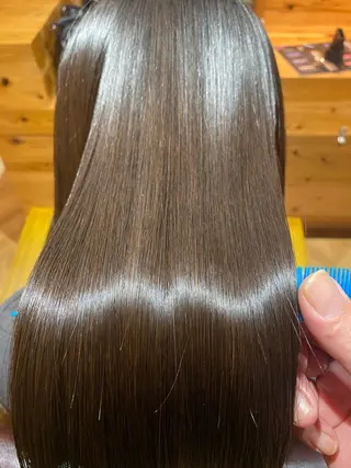 セミロング Tsuyoshi 【Rosso】のヘアスタイル