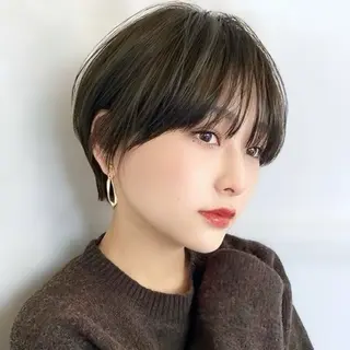 ショート ROBBY表参道所属・木村【ショート/ 耳だしショート】のヘアスタイル