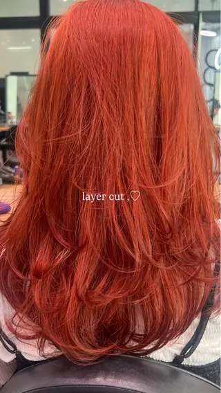 ロング 知念 夢華のヘアスタイル
