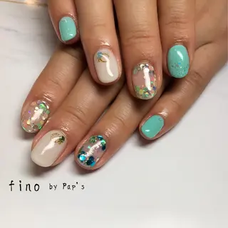 ネイル fino by Pap's所属・西畠 真由美のネイルデザイン