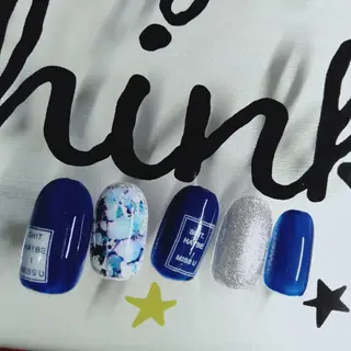 ネイル 爪工房ぱるっこ所属・川岡 香を里のネイルデザイン