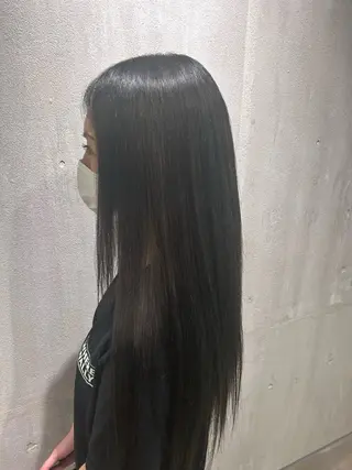 カラー tote. 成瀬晃のヘアスタイル