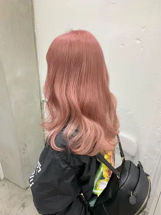 セミロング カラー ヘアアレンジ SALOWIN原宿ash店所属・理想のハイトーンへ 🌙サイダサキのヘアスタイル
