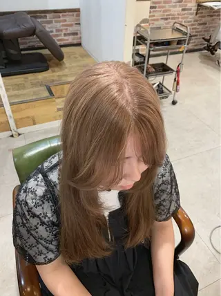 ロング カラー 越冨 晃平のヘアスタイル