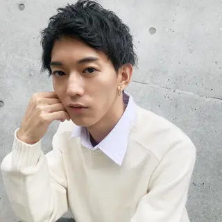 ショート パーマ メンズ 赤み消し🌿 透明感カラー🫧のヘアスタイル