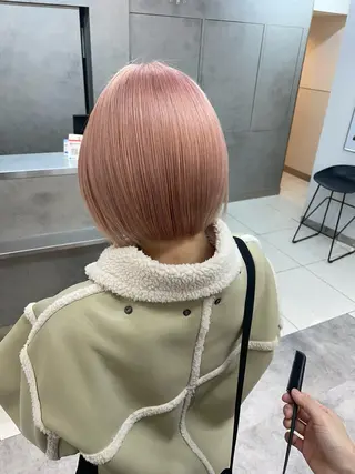 ショート カラー ヘアアレンジ ボブ/ツヤベージュ 🫧クルミ🌟のヘアスタイル