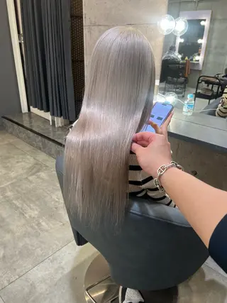 セミロング 髪質改善 Noe心斎橋店のヘアスタイル