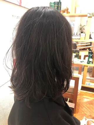 ミディアム パーマ 細沼 葵のヘアスタイル