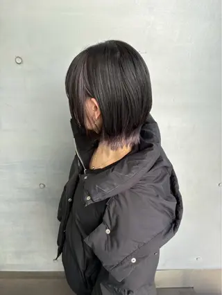 ミディアム 耳つぼS認定講師 ×ハイトーンカラーのヘアスタイル