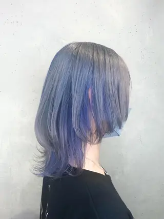 ミディアム カラー ヘアアレンジ ｲﾝﾅｰｶﾗｰ屋さん 🫧伊藤拓実のヘアスタイル