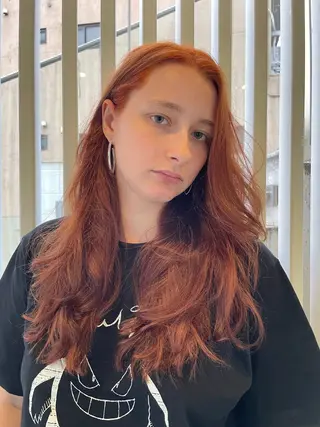 カラー カラー特化美容師 オレンジカラーのヘアスタイル