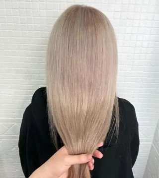 ロング カラー ANKH CROSS 🦋mako🦋のヘアスタイル