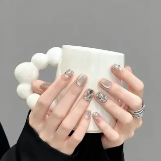 ネイル 鈴木 彩星のネイルデザイン