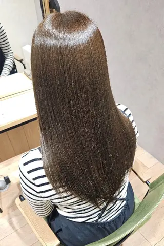 ロング カラー ACTOR所属・外戸口未優利 /ケドグチミユリのヘアスタイル