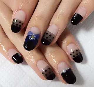 ネイル 40代からの爪を守る ×ケア重視サロン♡のネイルデザイン