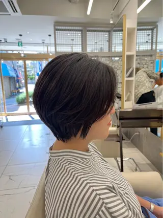 ショート 里見 愛梨のヘアスタイル