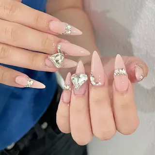 ネイル Ugirl Nail Pinpin🤍のネイルデザイン