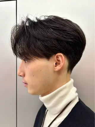 メンズ kalm所属・✵TAKUMI/ 横浜/センターパートのヘアスタイル