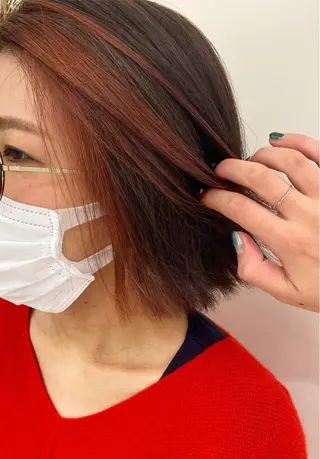 ミディアム カラー 細めハイライト🩶 ボブ/レイヤーカットのヘアスタイル
