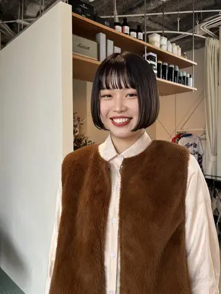 ミディアム yelm (official)のヘアスタイル