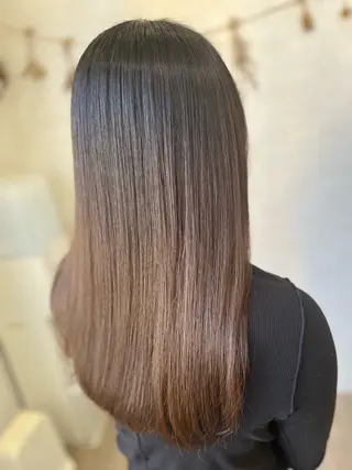 ロング カラー ワタイショウタ 髪質改善✨眉毛サロンのヘアスタイル