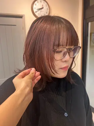 ミディアム 井上 萌のヘアスタイル
