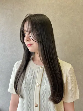 ロング Hz所属・Hz/髙橋 奏子のヘアスタイル