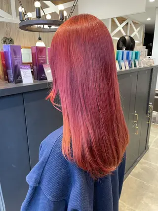 ロング カラー 細沼 葵のヘアスタイル