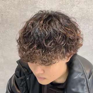 パーマ メンズ 🔥メンズカット＋ パーマの達人🔥のヘアスタイル