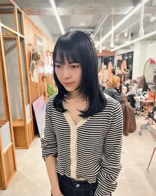 セミロング ケアブリーチ/ ハイトーン/牧野のヘアスタイル