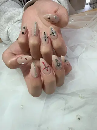 ネイル Hey🌈NAIL 長さ出し専門店のネイルデザイン