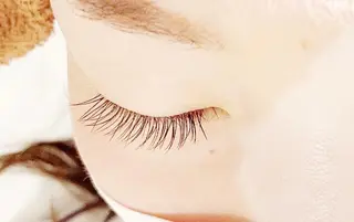 マツエク・マツパ 南上 野々佳のヘアスタイル