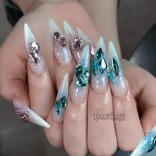 ネイル Dark honey スカルプ専門原宿店のネイルデザイン