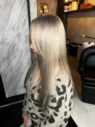 ロング カラー ainya/心斎橋 /ハイトーン/のヘアスタイル