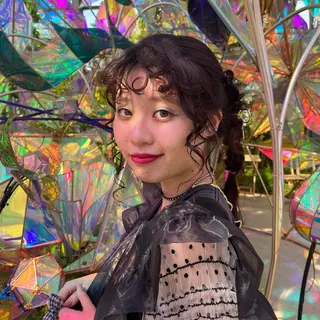 ミディアム ヘアアレンジ octo所属・梅澤 杏菜のヘアスタイル