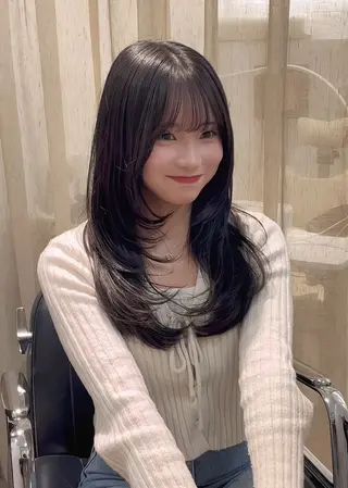 セミロング 梅林 都羽のヘアスタイル