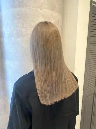 ロング カラー ハイトーン特化サロン 🍑momo🍑のヘアスタイル