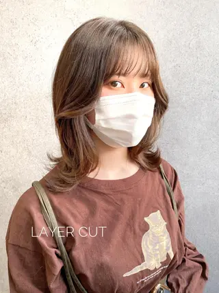 セミロング カラー clomus所属・YUKA艶髪 🌸寛ぎ部屋のヘアスタイル