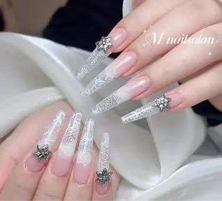 ネイル M🌷nail 長さだし専門店のネイルデザイン