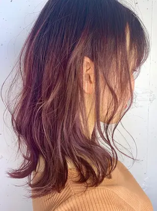 ミディアム カラー raika .のヘアスタイル