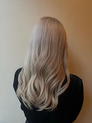 ロング カラー 加藤 大喜のヘアスタイル